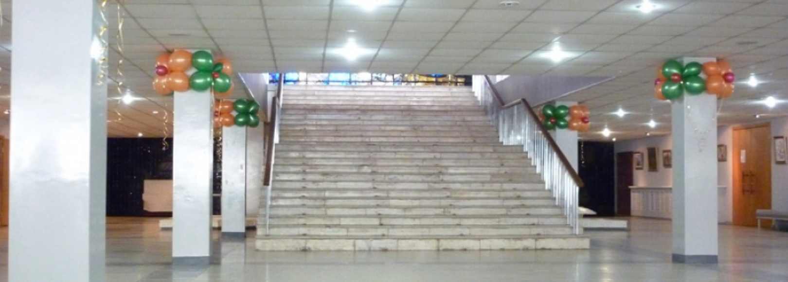 Фотография фойе Фойе первого этажа МБУ ГКДЦ