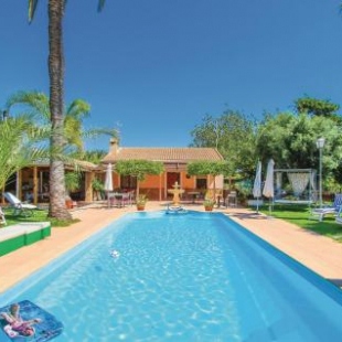 Фотография гостевого дома Beautiful home in La Marina, Elche w/ WiFi, Outdoor swimming pool and 6 Bedrooms