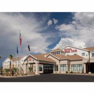 Фотографии гостиницы 
            Hilton Garden Inn Tucson Airport