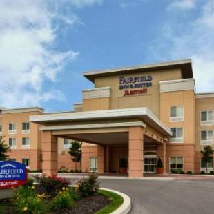 Фотографии гостиницы 
            Fairfield Inn & Suites Huntingdon Raystown Lake