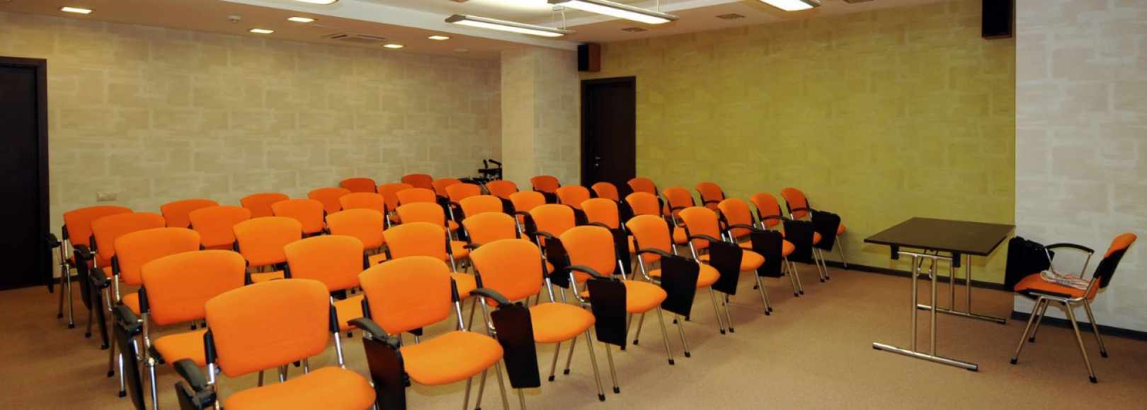 Фотография конференц-зала Дипломат