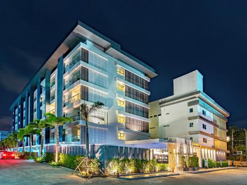 Фотография апарт отеля Ratana Hotel Rassada - SHA Extra Plus