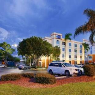 Фотографии гостиницы 
            Best Western Fort Myers Inn and Suites