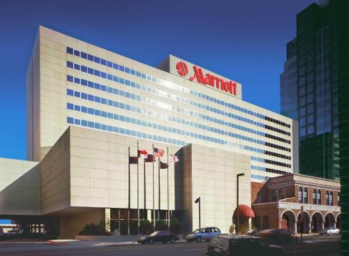 Фотография гостиницы Marriott Greensboro Downtown