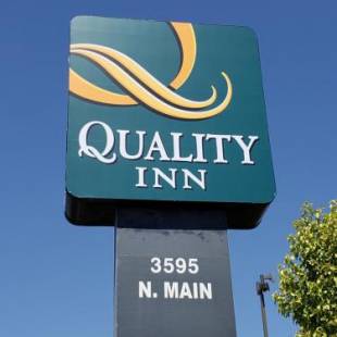 Фотографии гостиницы 
            Quality Inn & Suites Roswell