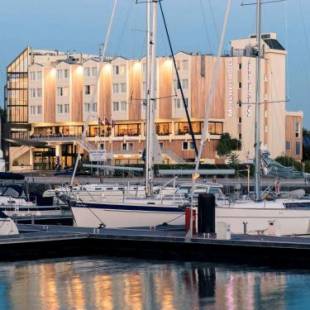 Фотографии гостиницы 
            Mercure La Rochelle Vieux Port Sud