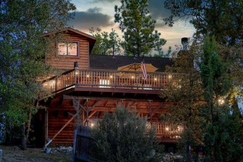 Фотографии гостевого дома 
            Bearpaw Lodge - 1748 by Big Bear Vacations