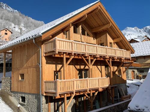 Фотографии гостевого дома 
            Chalet Opaline