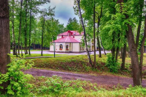 Фотографии мини отеля 
            КуркиноСпорт