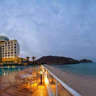 Фотографии гостиницы 
            Oceanic Khorfakkan Resort & Spa