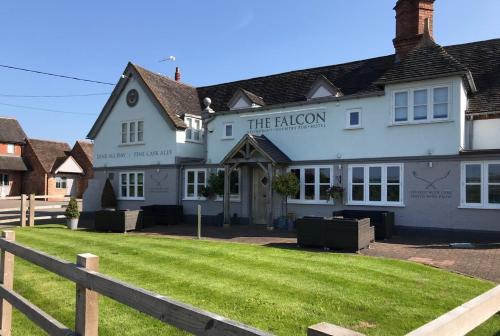 Фотографии гостевого дома 
            The Falcon At Hatton