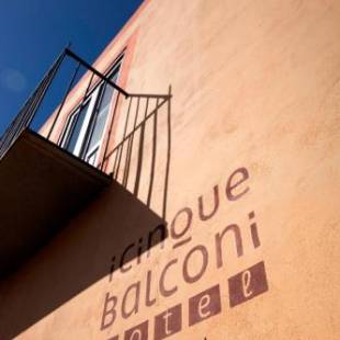 Фотографии гостиницы 
            Hotel I Cinque Balconi