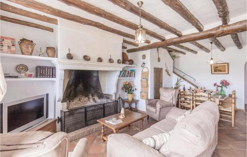 Фотография гостевого дома Three-Bedroom Holiday Home in Zahara de la Sierra