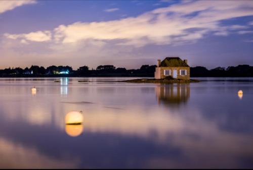 Фотографии гостевого дома 
            Pierre et mer au cœur de Saint Cado