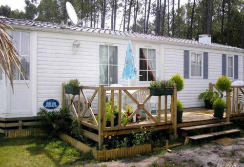 Фотография гостевого дома 2 bedrooms bungalow with shared pool enclosed garden and wifi at Pataias