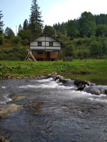 Фотографии гостевого дома 
            Хатына в Долине