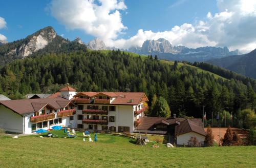 Фотография гостиницы Dolomitenhotel Weisslahnbad