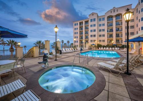 Фотография гостиницы Club Wyndham Oceanside Pier Resort