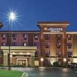 Фотография гостиницы La Quinta by Wyndham Midwest City - Tinker AFB