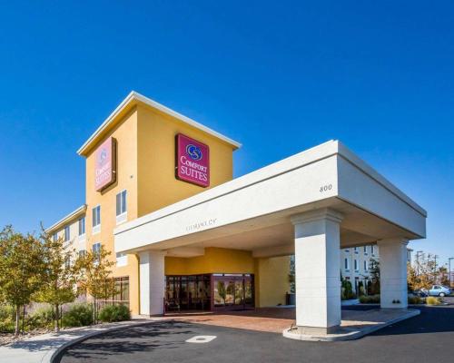 Фотография гостиницы Comfort Suites Fernley