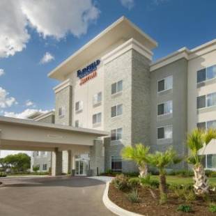 Фотографии гостиницы 
            Fairfield Inn & Suites by Marriott New Braunfels