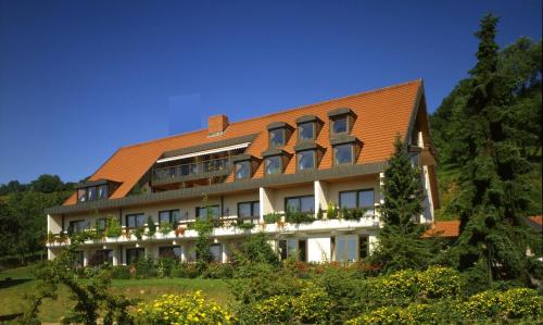 Фотографии гостиницы 
            Käfernberg Hotel - Restaurant