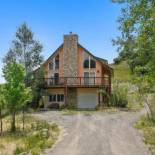 Фотография гостевого дома Creekside Cabin (entire house)