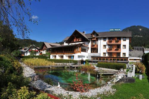 Фотографии гостиницы 
            Hotel Naggler Weissbriach