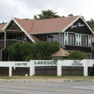 Фотографии гостевого дома 
            Lakeside Accommodation