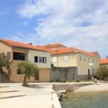 Фотография гостевого дома Apartments by the sea Sali, Dugi otok - 8194