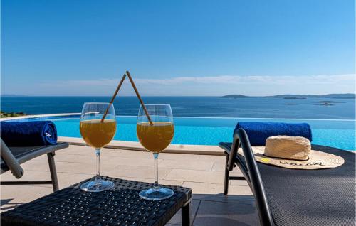 Фотография гостевого дома Two-Bedroom Holiday Home in Mokalo