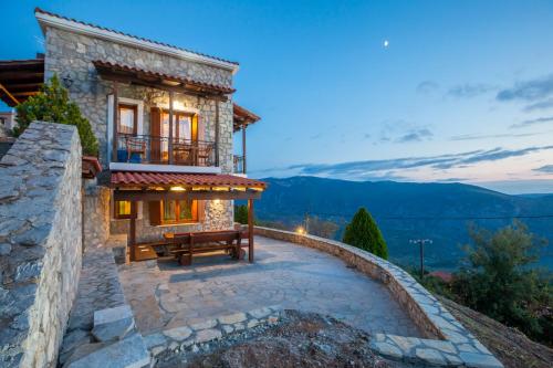 Фотография гостевого дома Rock Dandy Deluxe Chalet