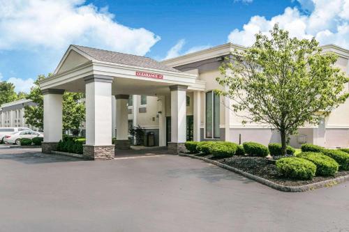 Фотография гостиницы Quality Inn Edison-New Brunswick