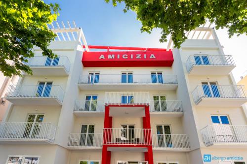 Фотографии гостиницы 
            Hotel Amicizia