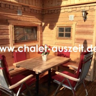 Фотография гостевого дома Chalet - Direkt am 5 Sterne Campingplatz Aufenfeld im Zillertal mit Hallenbad und Sauna