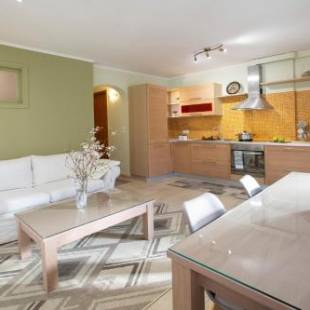 Фотографии гостевого дома
Elenas home