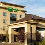 Фотография гостиницы Holiday Inn & Suites Lloydminster, an IHG Hotel