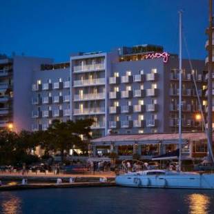 Фотографии гостиницы
Moxy Patra Marina