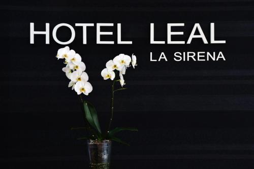 Фотография гостиницы Hotel Leal - La Sirena