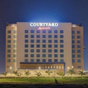 Фотографии гостиницы 
            Courtyard by Marriott Surat