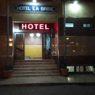 Фотографии гостиницы 
            Hotel la brise