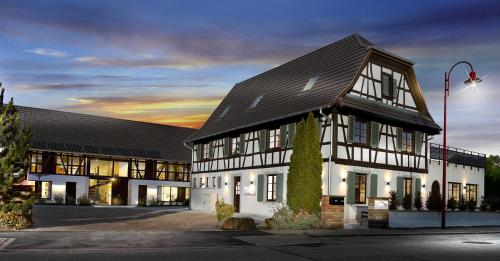 Фотография гостиницы Hôtel Au Petit Pont