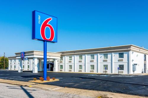 Фотография гостиницы Motel 6-Petersburg, VA - Fort Lee