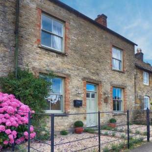 Фотографии гостевого дома 
            Rathbone Cottage