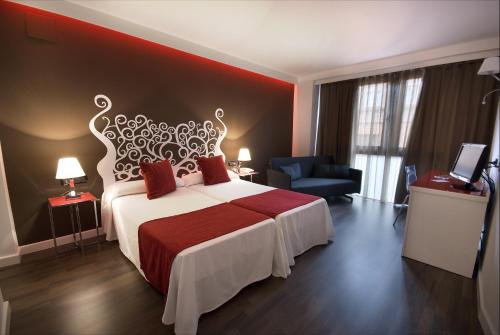 Фотография гостиницы Hotel Teruel Plaza