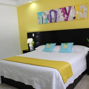 Фотография гостиницы Hotel Coronado Inn