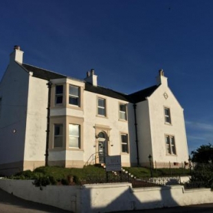 Фотография мини отеля The Bowmore House Bed and Breakfast