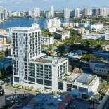 Фотография гостиницы Residence Inn Miami Sunny Isles Beach