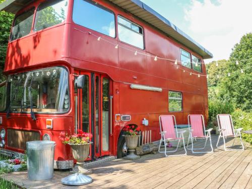 Фотографии гостевого дома 
            The Red Bus!, NEWNHAM ON SEVERN I