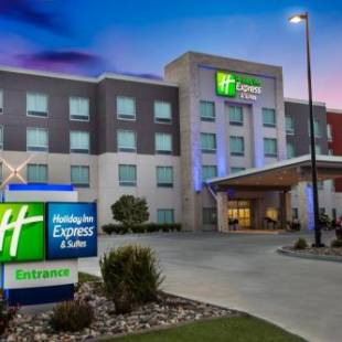 Фотографии гостиницы 
            Holiday Inn Express & Suites Litchfield, an IHG Hotel